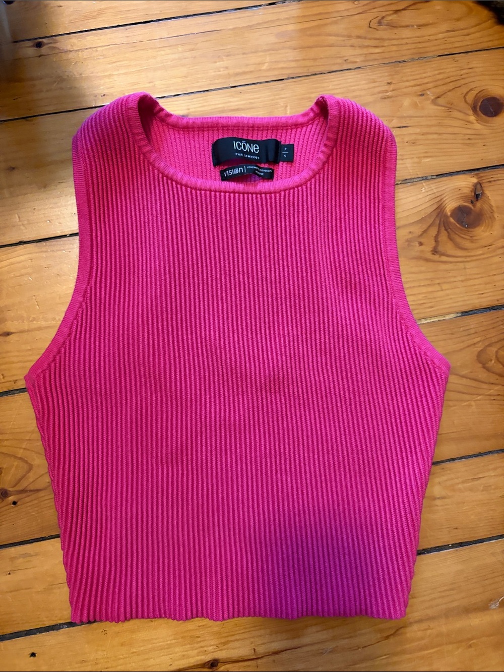 Simons Bright Fuchsia Ribbed Crop Tank